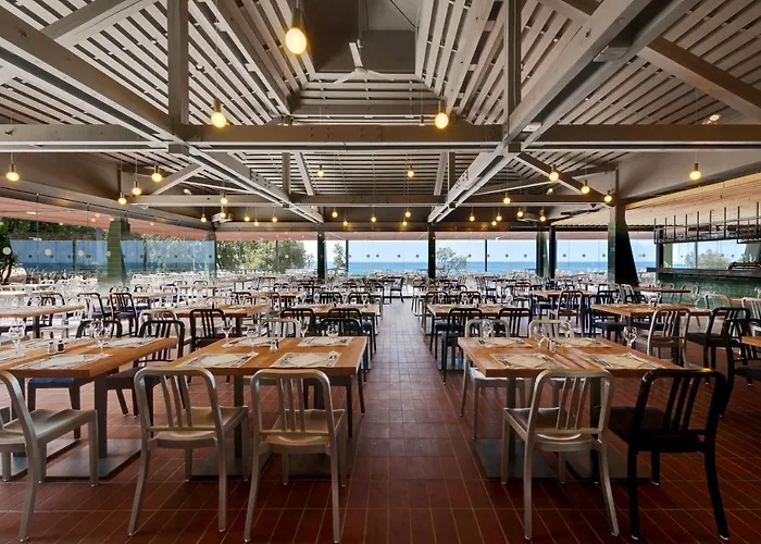 Maistra Amarin Glamping 4* Ρόβινι