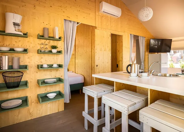 Maistra Amarin Glamping ラグジュアリーテント 4*