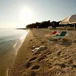 Maistra Amarin Glamping 4*